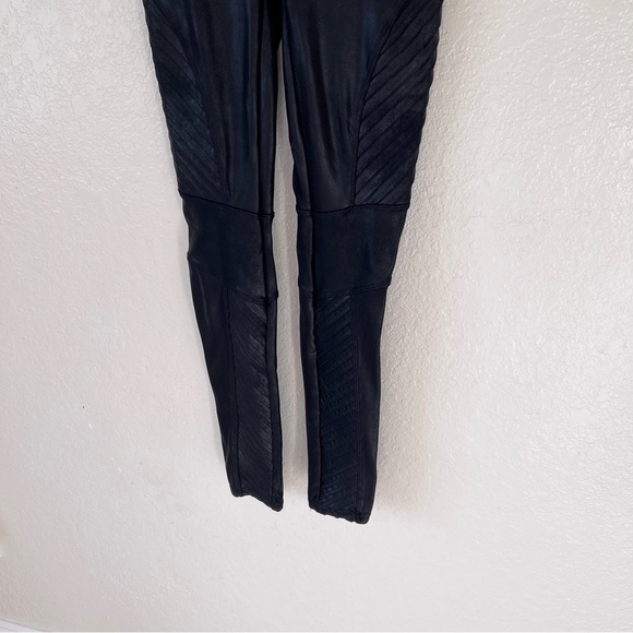 Spanx Faux Leather Moto Leggings size small - Picture 5 of 16